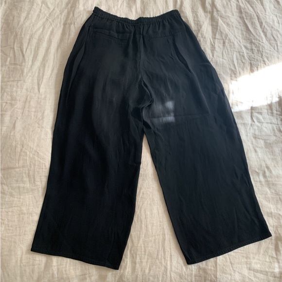 Vince flowy wide leg drawstring pants - medium - Picture 3 of 10